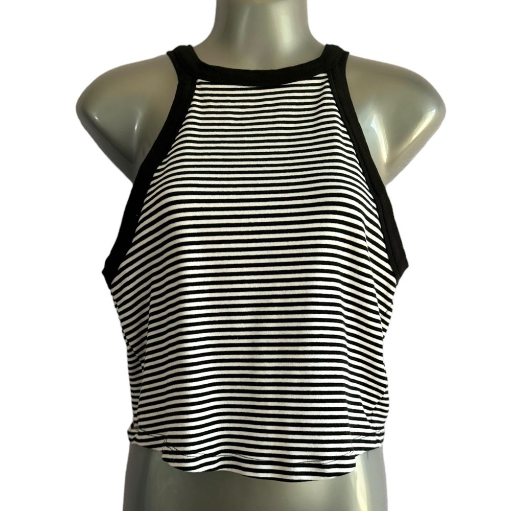 Forever 21 Striped Crop Top Black and White Plus • Used• 1X